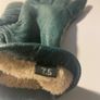 Fur-lined green leather gloves Image 2