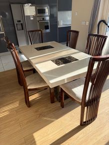 marble dining table