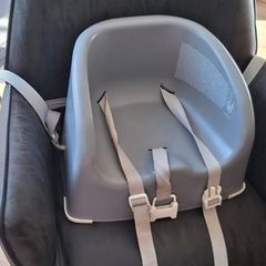 Booster seat for table