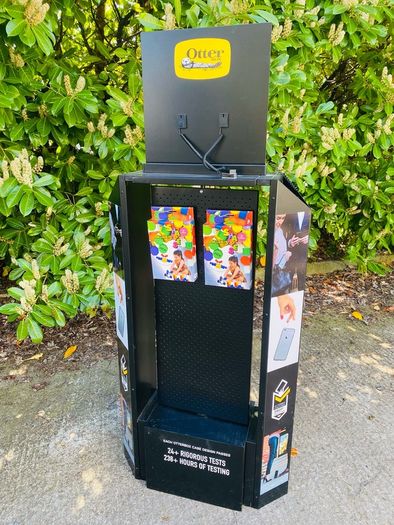 Otterbox Original Shop Display Stand With 20 Free Hooks!