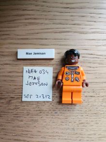 lego idea034 mae jemison, set 21312 women of nasa
