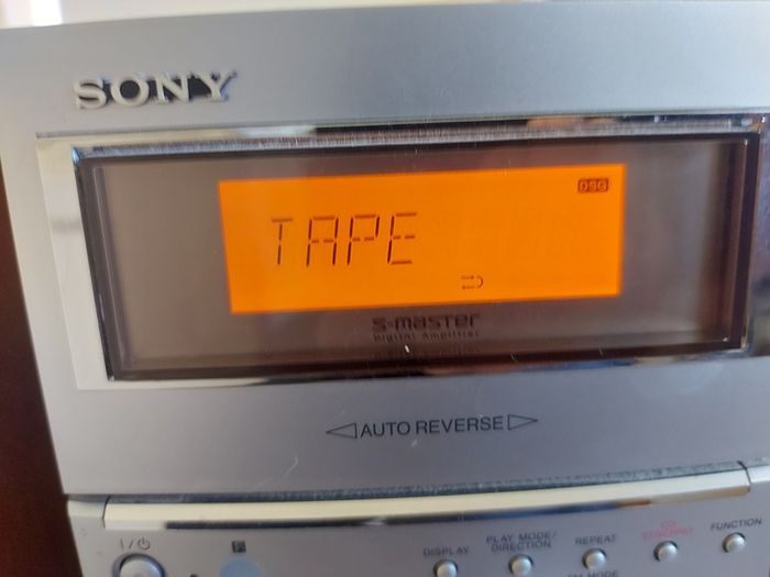 Sony Micro Hi-Fi Component System, Model CMT-CPX1, Radio, CD, Tape and Mini Disc, everything working fine except for the Tape Deck