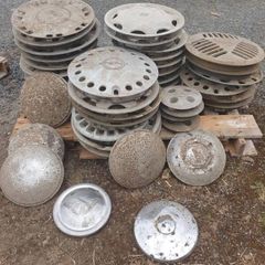 Vintage wheel caps and hub caps