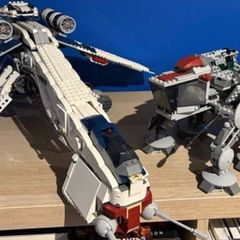 Lego Star Wars AT-OT and Drop Ship (10105) Please read description.