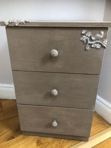 bed side locker
