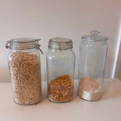 Set of 3 glass storage jars with lids