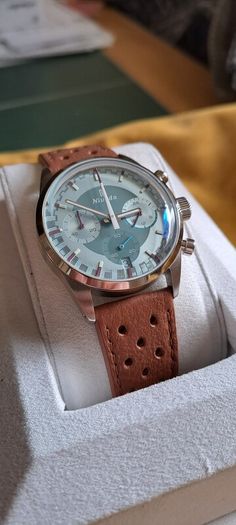 Nivada Grenchen W&W datomaster ltd edition