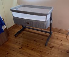 Baby crib
