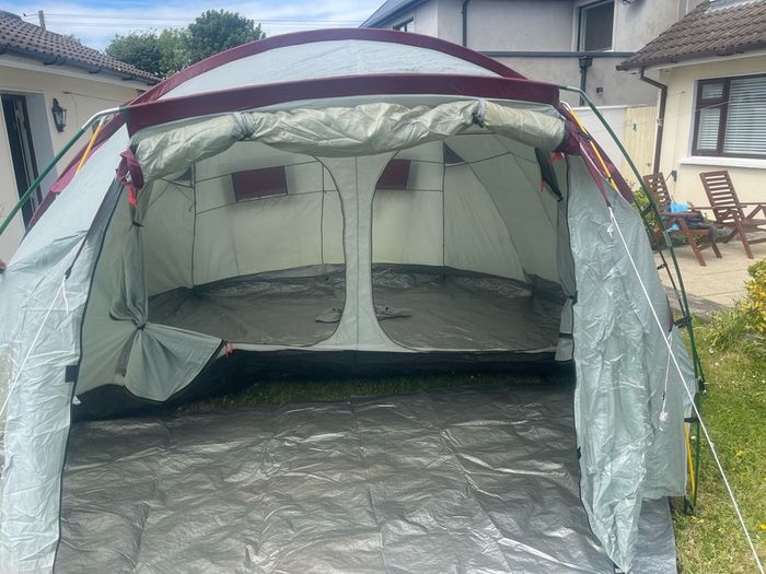 8 man tent plus extras