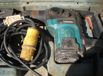 Makita HR3000C Hammer Drill 110V