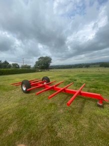 Heavy duty bale trailer