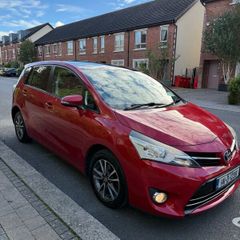 Toyota verso 2.0D4D Luna Skyview Nct 2/27 155km