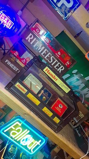Vintage Hamlet/Ritmeester Cigar Shop display stands