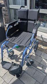 Folding wheelchair, excellent condition