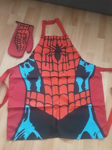 Marvel Comic Apron & Oven Glove  ..Final Price Drop