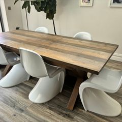 Extending Table and 6 Chairs