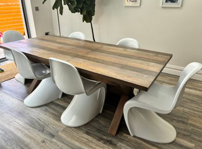 Extending Table and 6 Chairs