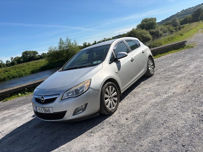 2011 Opel Astra