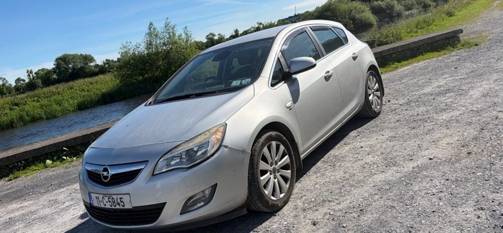 2011 Opel Astra