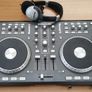 DJ Consoles and Mixers Image 2