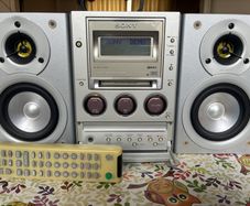 Sony CMT-M100MD Mini Hi-Fi - Fully Tested & Serviced