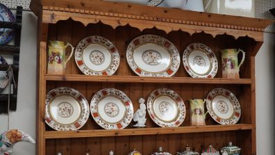 1900s S.H. & SONS Dinner Plate Set