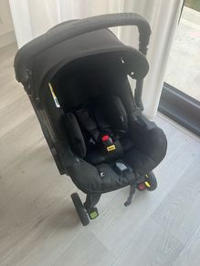 Doona i Car seat and Isofix