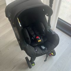 Doona i Car seat and Isofix