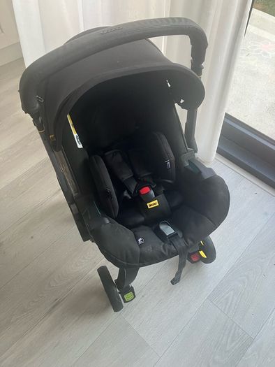 Doona i Car seat and Isofix