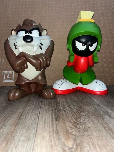 1990s warner bros looney tunes figurines statues ornaments