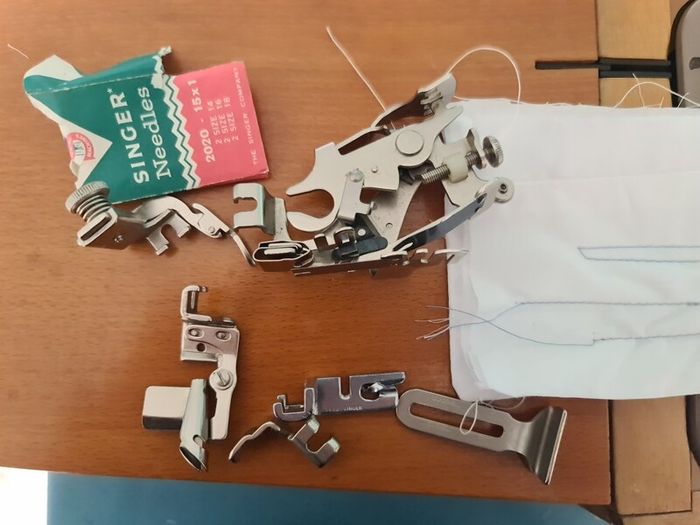 SINGER Sewing machine