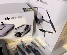 DJI Mini 4 Pro Fly More Combo with DJI RC 2 Excellent Condition