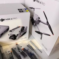 DJI Mini 4 Pro Fly More Combo with DJI RC 2 Excellent Condition