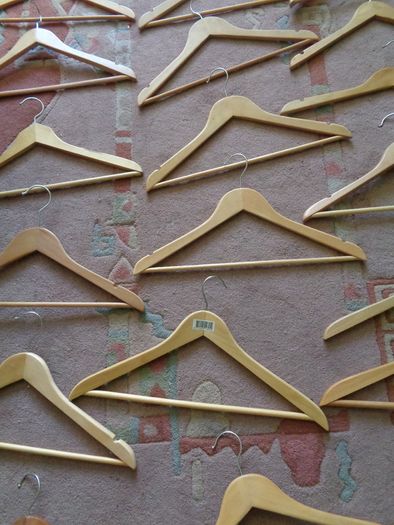 Wooden Clothes Hangers for Sale