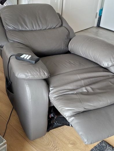Faux Leather Recliner Riser