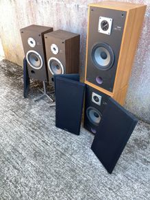 Sony speakers 2 pairs in great condition