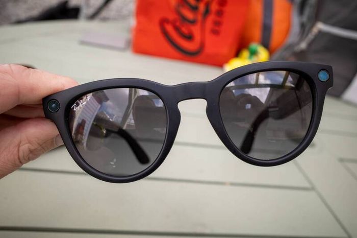Meta Raybans Gen 2 - Headliner