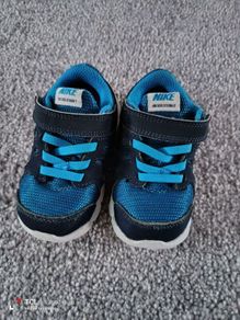 Nike baby shoes.UK 5.5/EUR 22