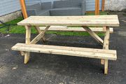 Picnic bench