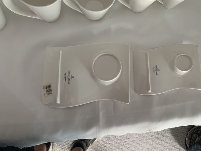 Villeroy & Boch New Wave cups & Saucers
