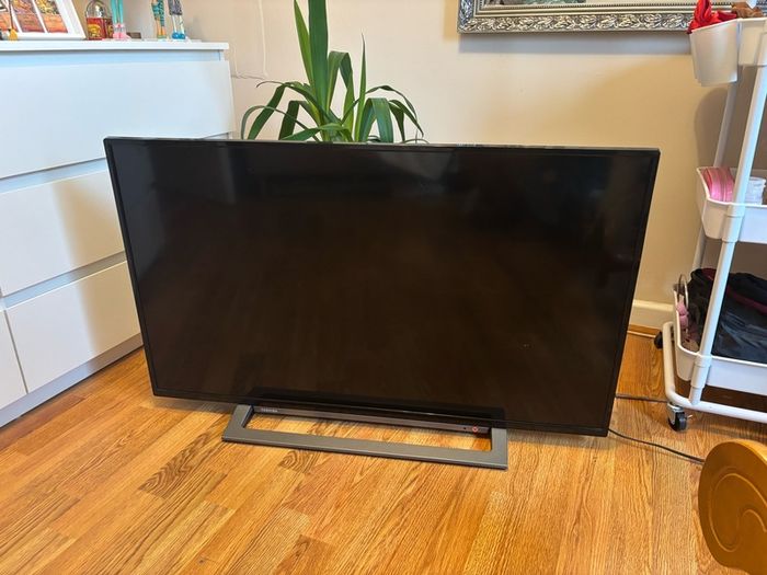 Toshiba 40" TV