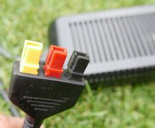 Powakaddy Universal Battery Charger