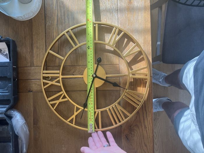 Wall clock
