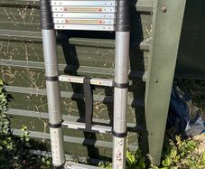 telescopic ladder