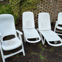 Sunbeds and chairs
