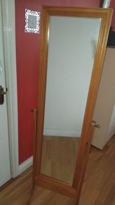 free standing mirror that tilts