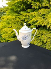 Floral china tea pot postage possible
