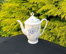 Floral china tea pot postage possible