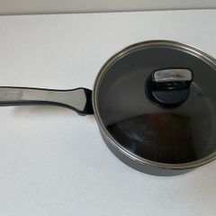 Bundle of Pans