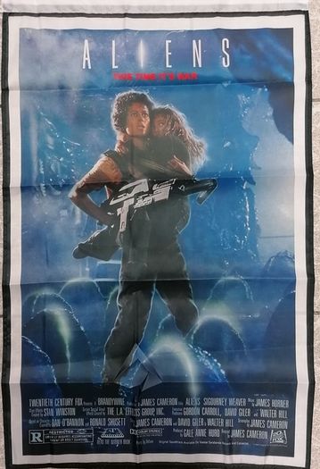 Aliens Movie flag 3ft x 2ft.